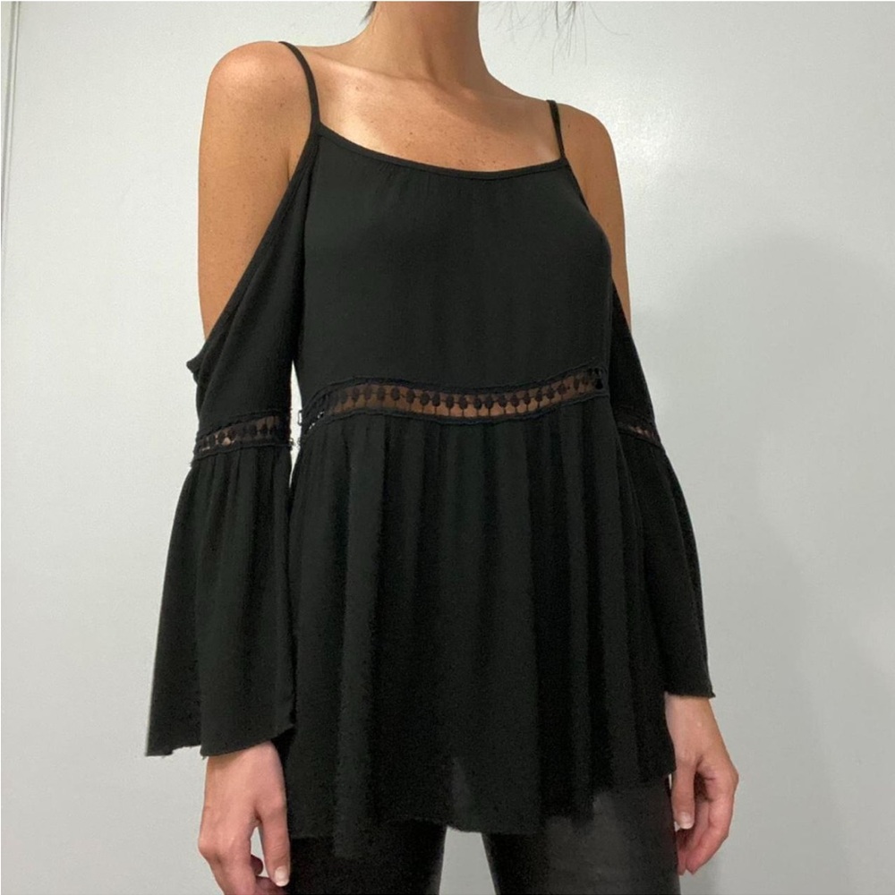 Runway Story | Crochet Eyelet Cold Shoulder Blouse Black Ruched Bell Sleeve - Picture 3 of 9